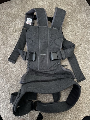 Baby bjorn carrier - baby,